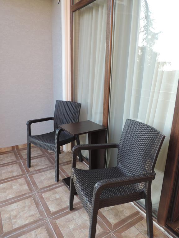 Tamara Apartment Takaishvili 3 Batoumi Extérieur photo